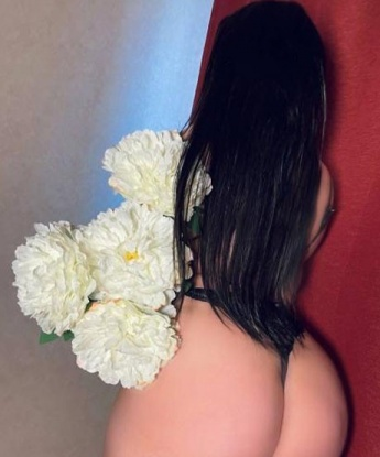 Алла, 21